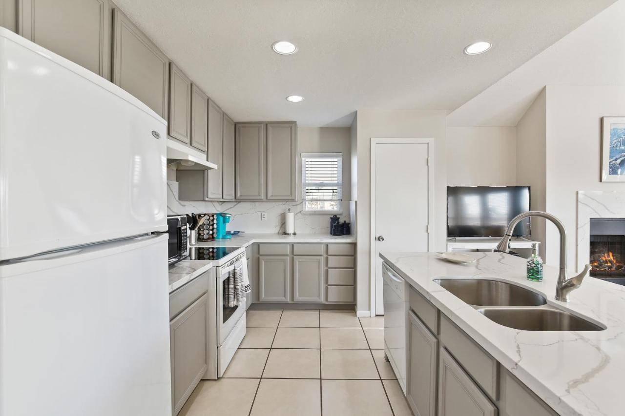 The Vista Of Palm Beach Galveston Exterior photo