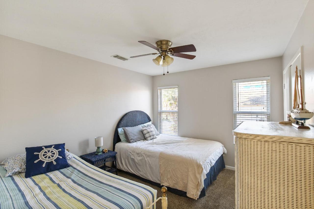 The Vista Of Palm Beach Galveston Exterior photo